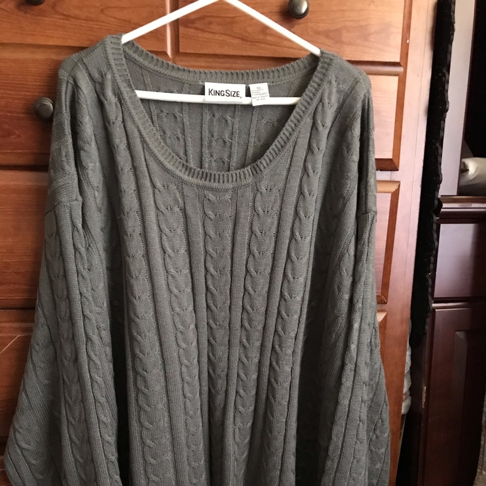 Grey sweater